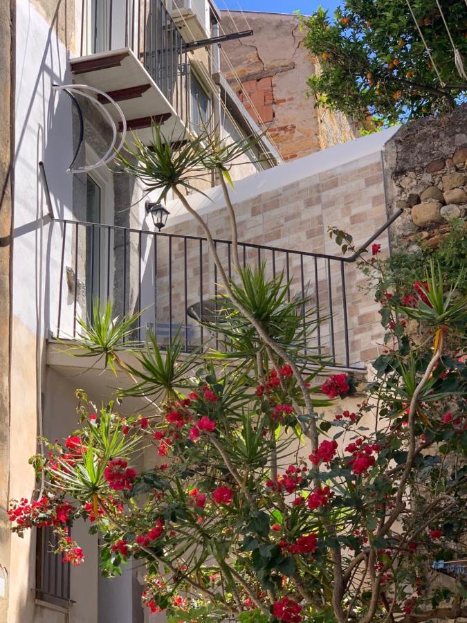 Conte'S House Cefalu Exterior photo